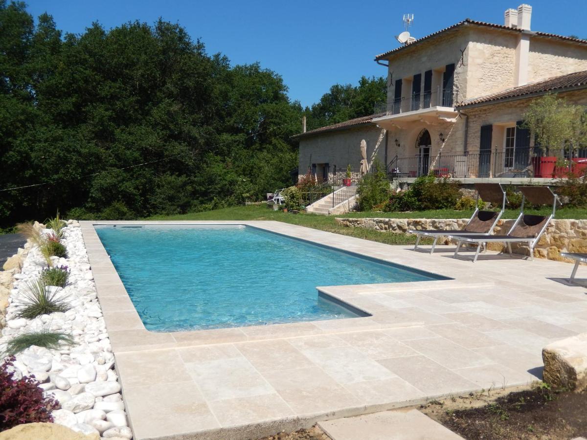 Domaine verte vallée Lignan-de-Bordeaux Exterior foto